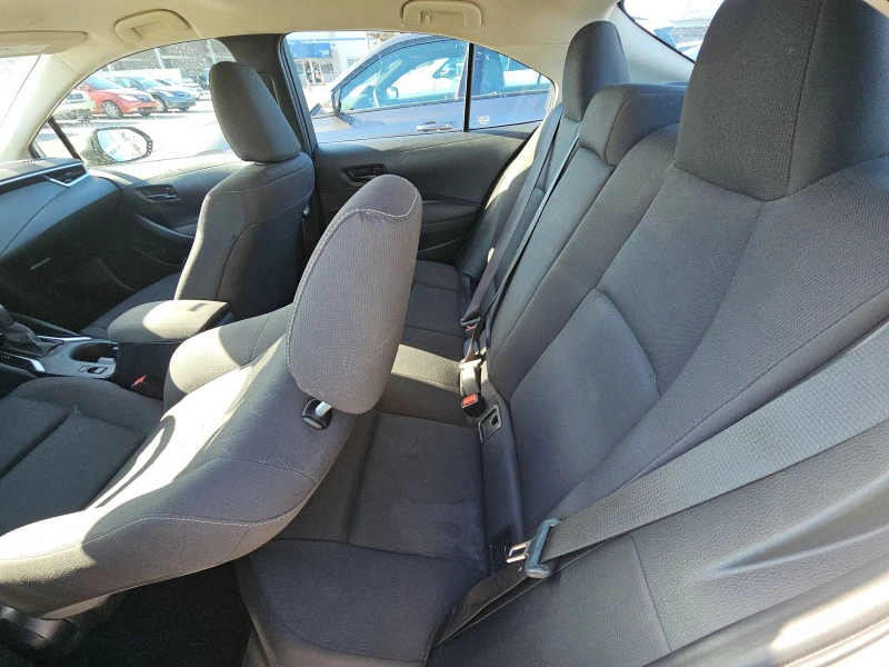 Toyota Corolla LE , снимка 13 - Автомобили и джипове - 52912040