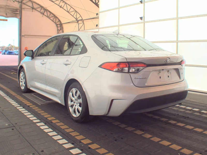 Toyota Corolla LE , снимка 6 - Автомобили и джипове - 52912040