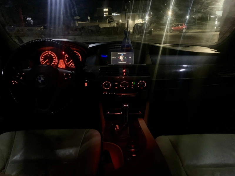 BMW 525 n52b25a xi ГАЗ/БЕНЗИН, снимка 7 - Автомобили и джипове - 52893982