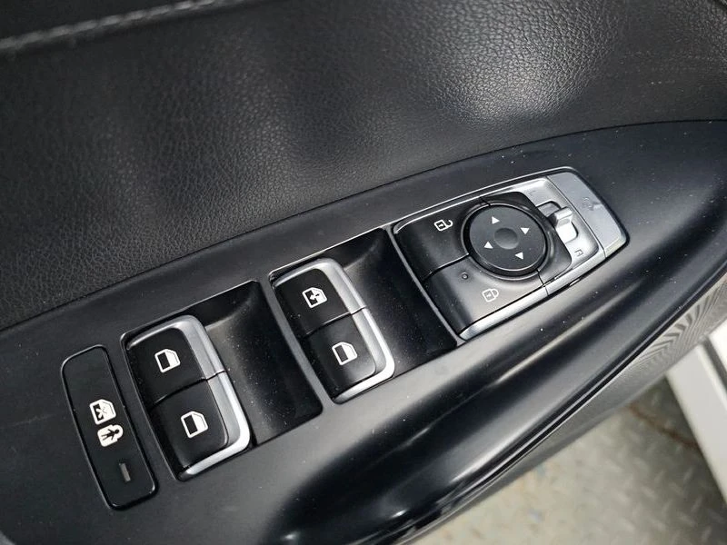 Kia K5 2.0 LPI(Renter car)| 150к.с.| ВКЛ.ТЕХНОТЕСТ, снимка 13 - Автомобили и джипове - 55663720