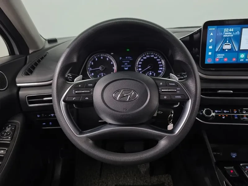 Hyundai Sonata 1.6 Turbo Smart, снимка 13 - Автомобили и джипове - 55784823
