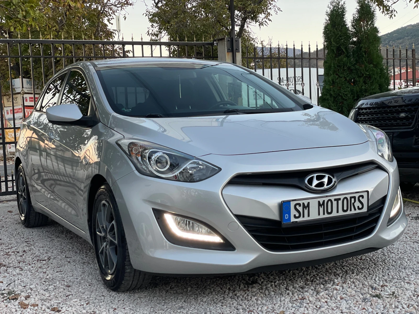 Hyundai I30 1.4i 1-ВИ Собст. ПЪЛЕН СЕРВИЗ - изображение 3