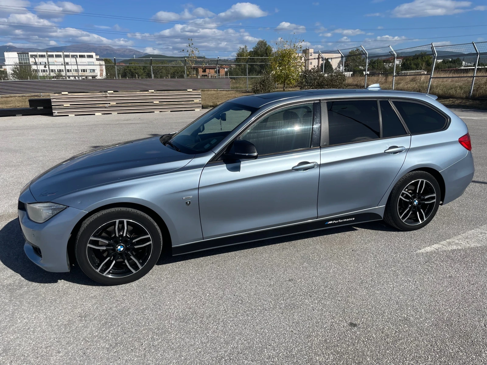 BMW 320 BMW F31 320d - изображение 3
