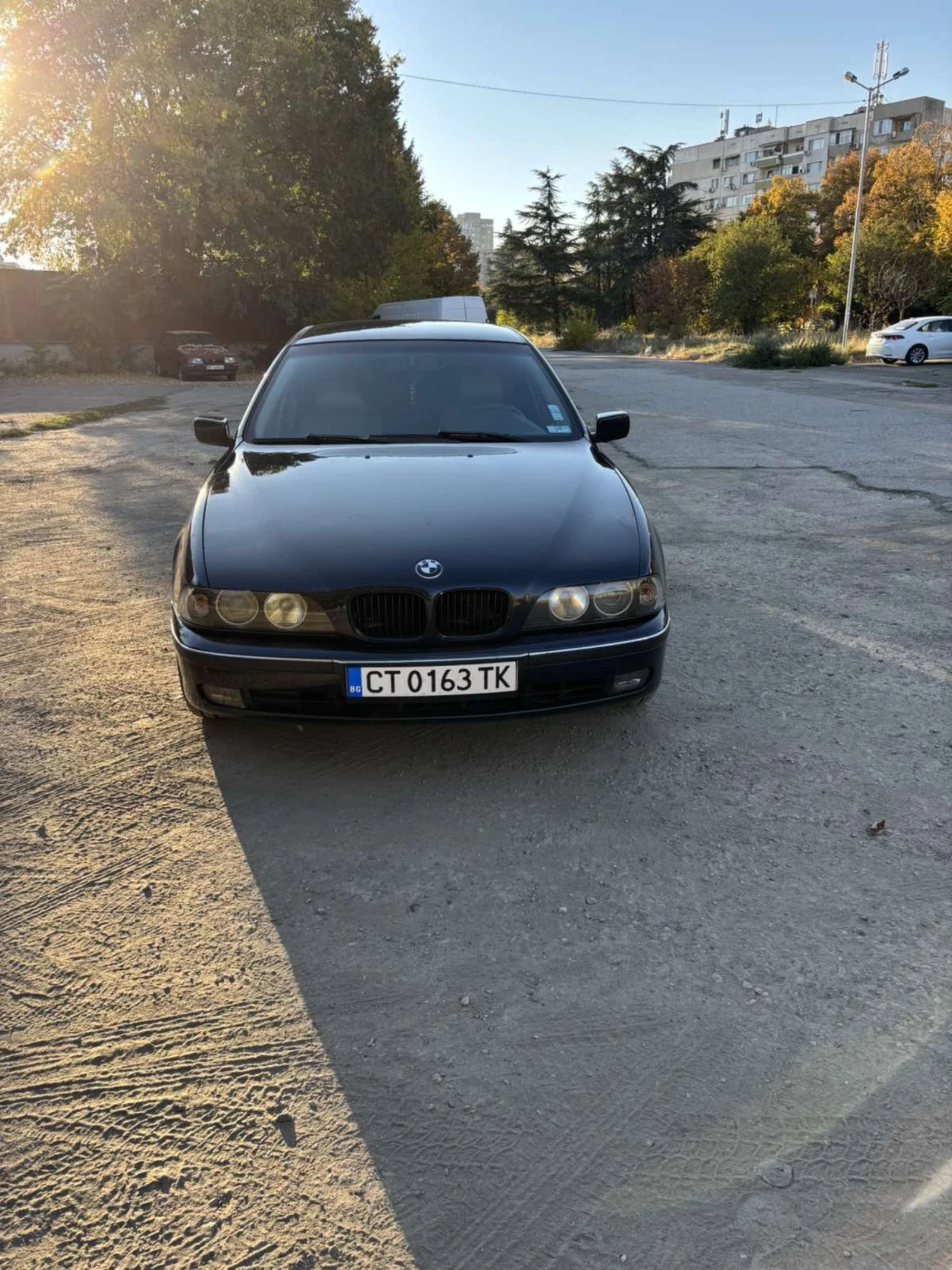 BMW 523 2.5i - изображение 2