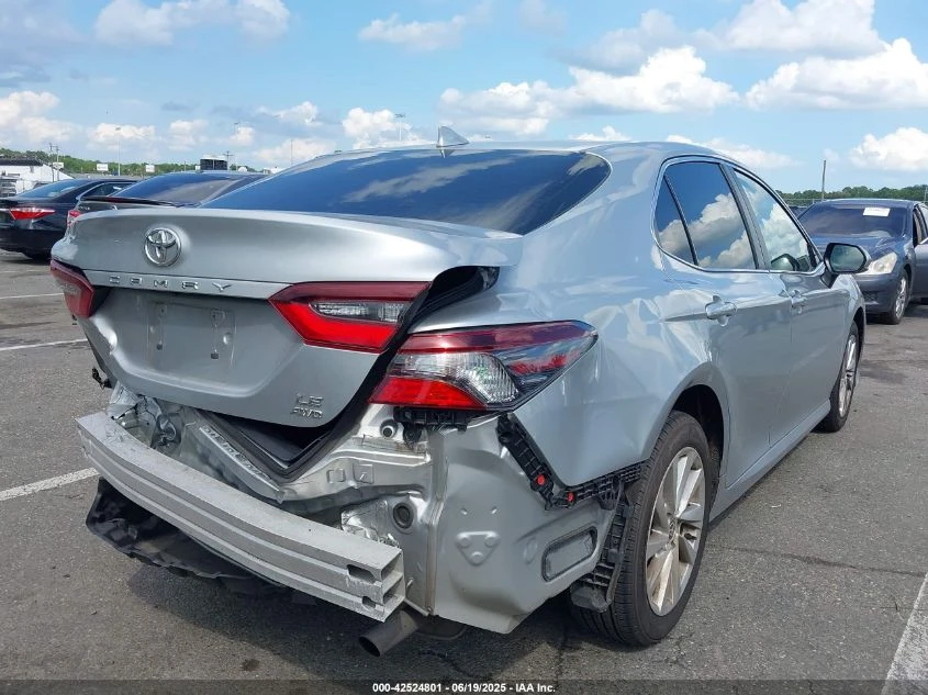 Toyota Camry 2.5L I-4 DI, DOHC, VVT, 202HP All Wheel Drive - изображение 9