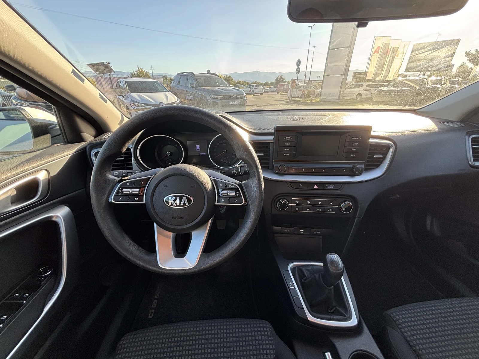 Kia Ceed 1.6 . / 115 .. | Mobile.bg   16
