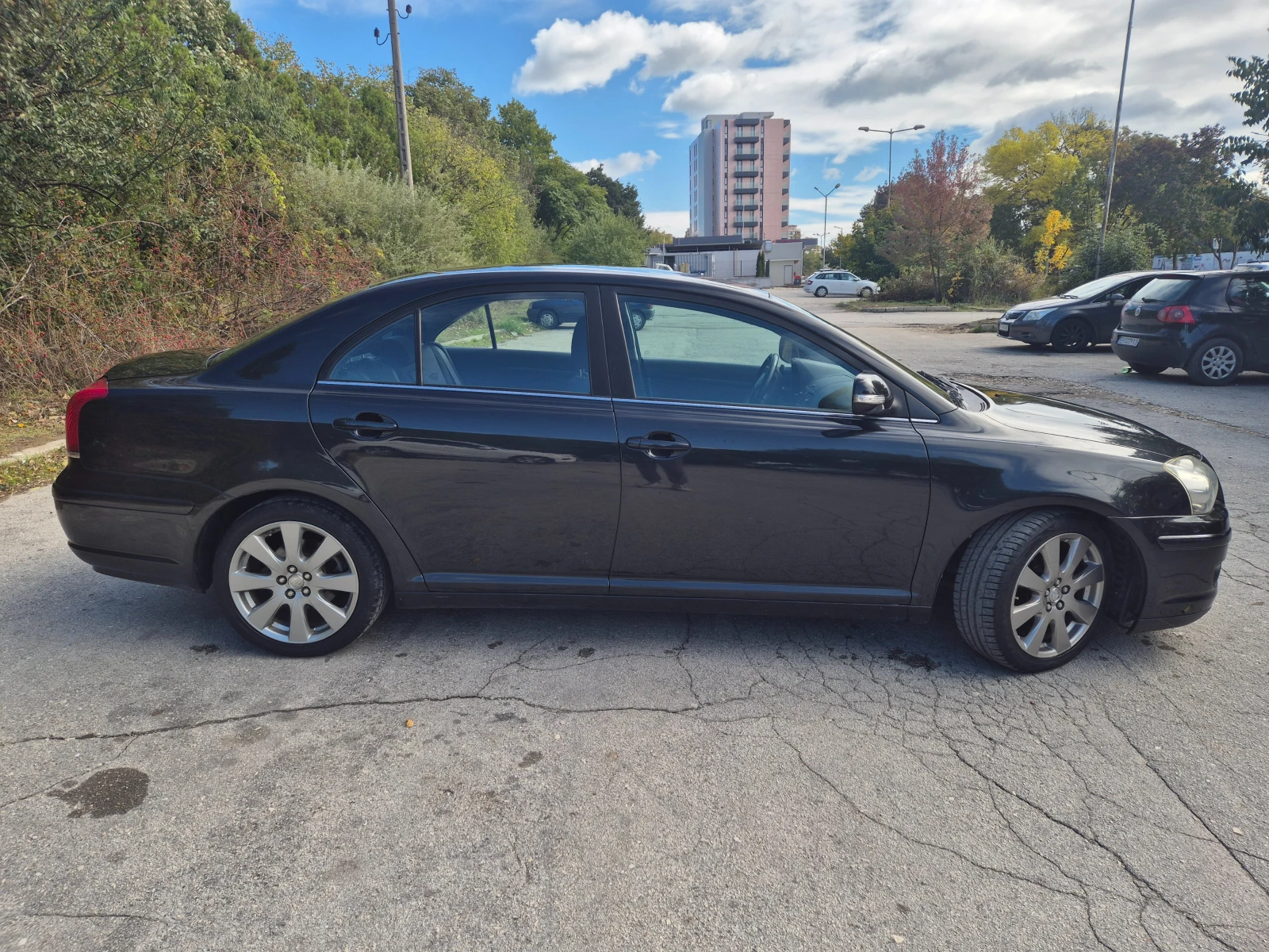 Toyota Avensis  - изображение 3