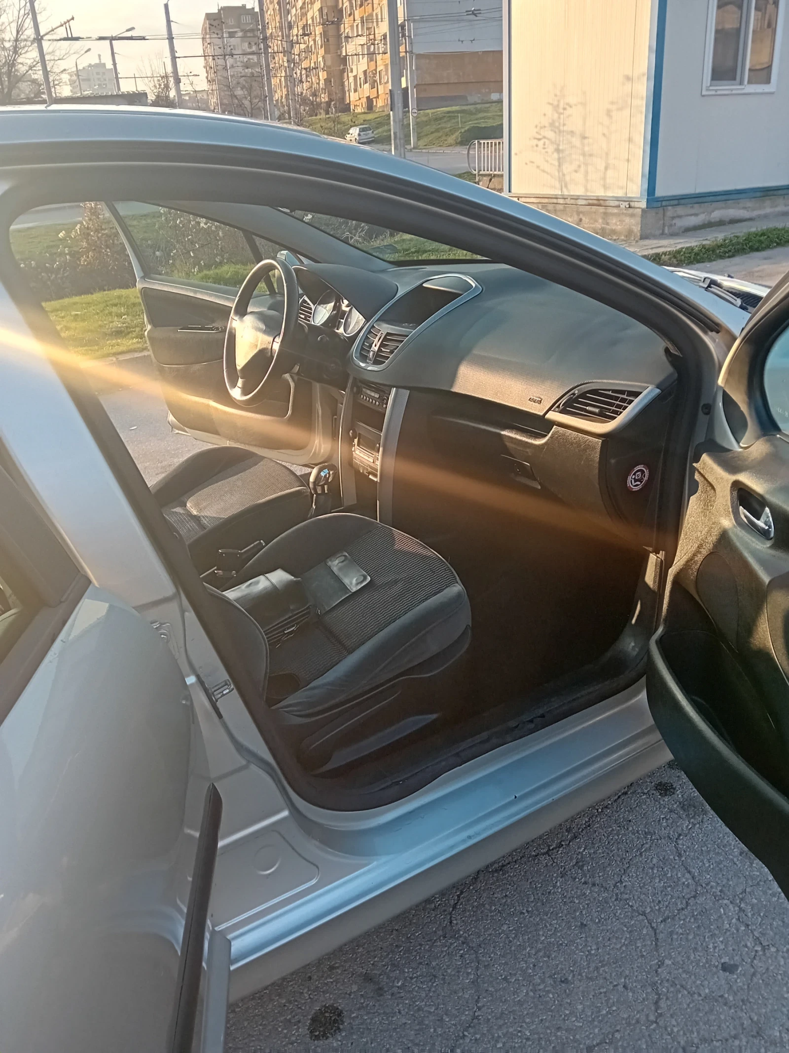 Peugeot 207  - изображение 10