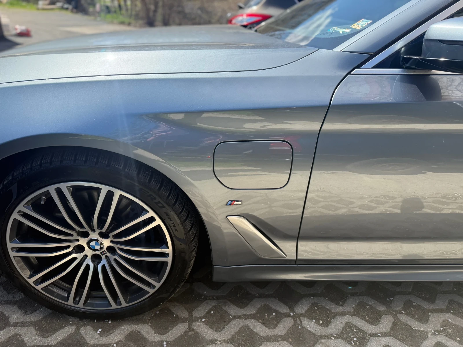 BMW 530E, снимка 2 - Автомобили и джипове - 54151033