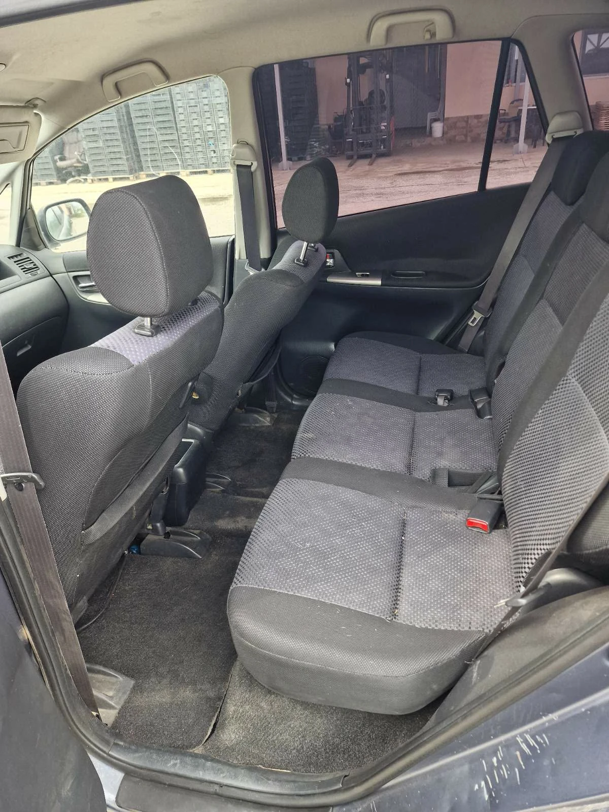 Toyota Corolla verso 2.0 TDI | Mobile.bg � ����������� 9