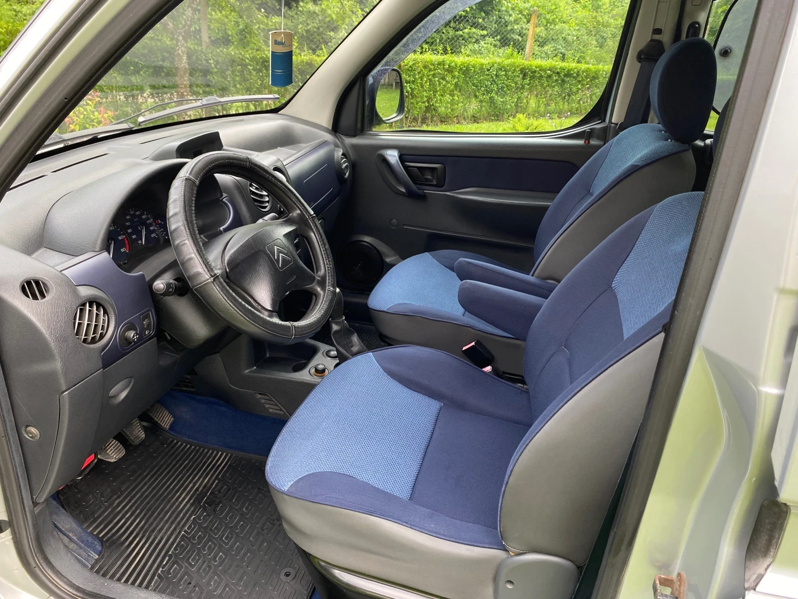 Citroen Berlingo 2.0 HDI 90ps, снимка 9 - Автомобили и джипове - 54855654