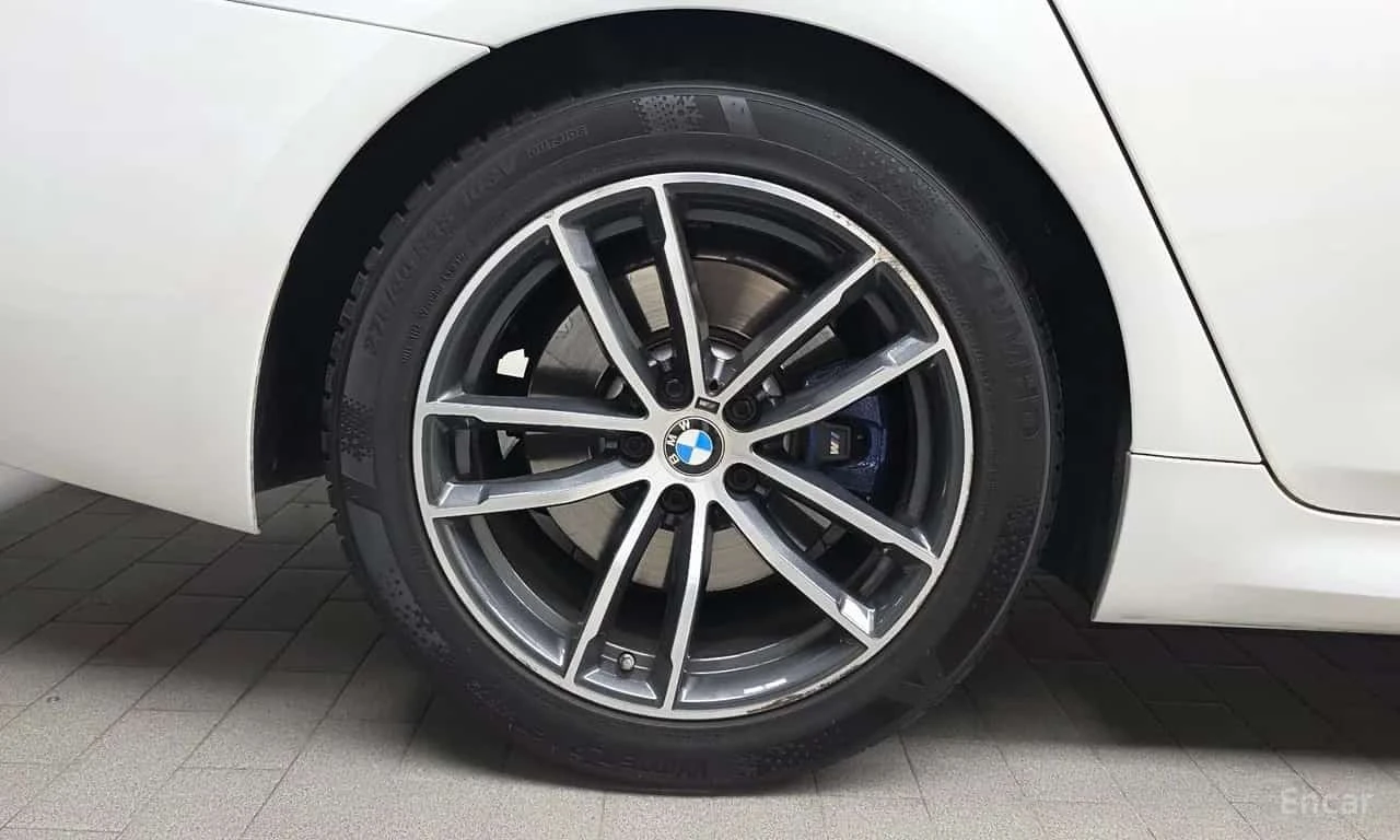 BMW 523 d M Sport | АВТОФИНАНСИРАНЕ | ЦЕНА ДО БЪЛГАРИЯ, снимка 5 - Автомобили и джипове - 56167333