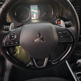 Mitsubishi Outlander 3.0L, 4x4, Limited, 7 места, снимка 12