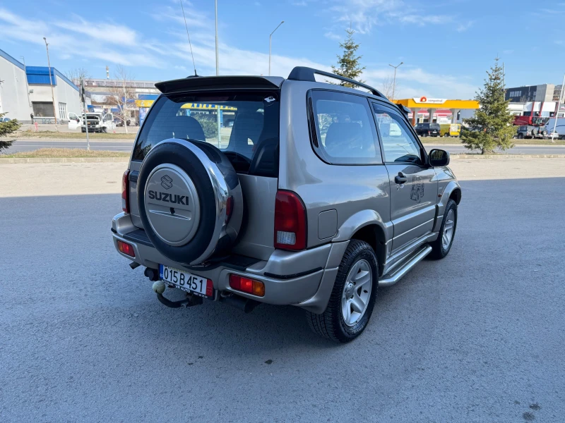 Suzuki Grand vitara 2.0i 128k.c. FACELIFT БЕЗ АНАЛОГ, снимка 3 - Автомобили и джипове - 49430382