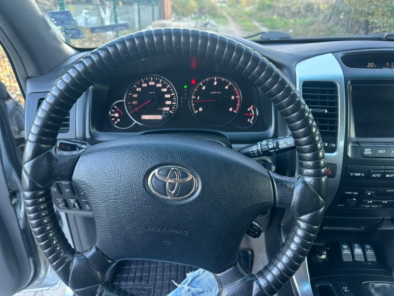 Toyota Land cruiser 3.0 D4D-163 k.s. TOP, снимка 9 - Автомобили и джипове - 52283822