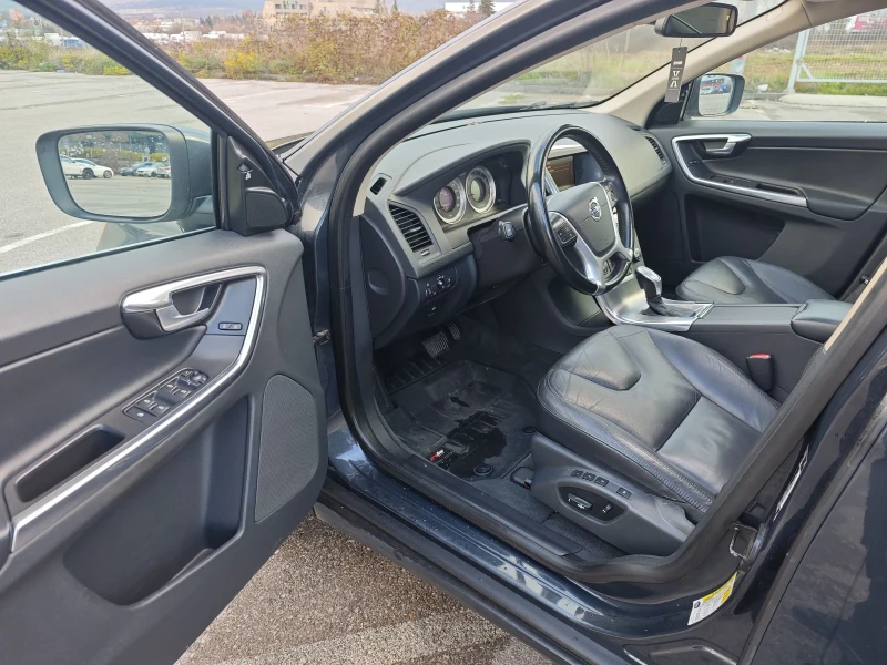 Volvo XC60 T6 304 к.с, снимка 11 - Автомобили и джипове - 52905211