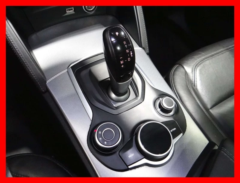 Alfa Romeo Stelvio * BASE SPORT Q4 * CARFAX * БЕЗ ПЪРВОНАЧАЛНА ВНОСКА, снимка 16 - Автомобили и джипове - 53176021