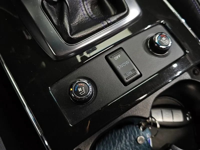 Infiniti QX70 3.7 AWD, снимка 16 - Автомобили и джипове - 55926165