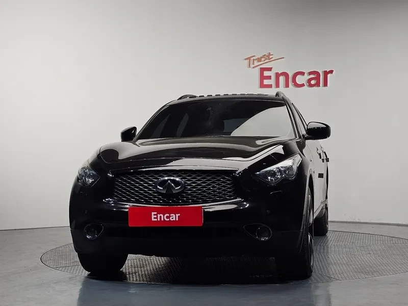Infiniti QX70 3.7 AWD, снимка 3 - Автомобили и джипове - 55926165