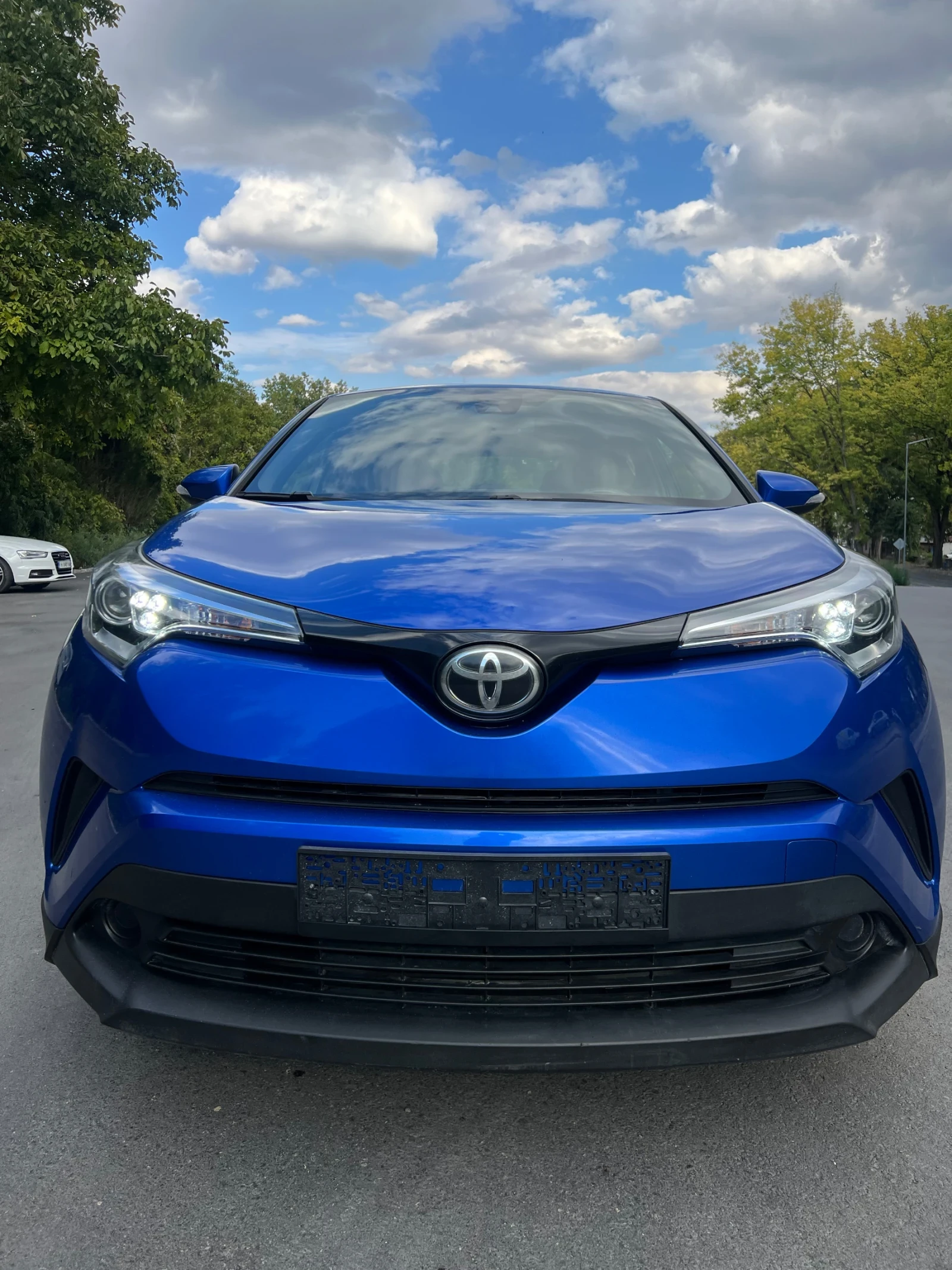 Toyota C-HR * 2.0i* Valve Matic* 150hp* Дистроник*  - изображение 2