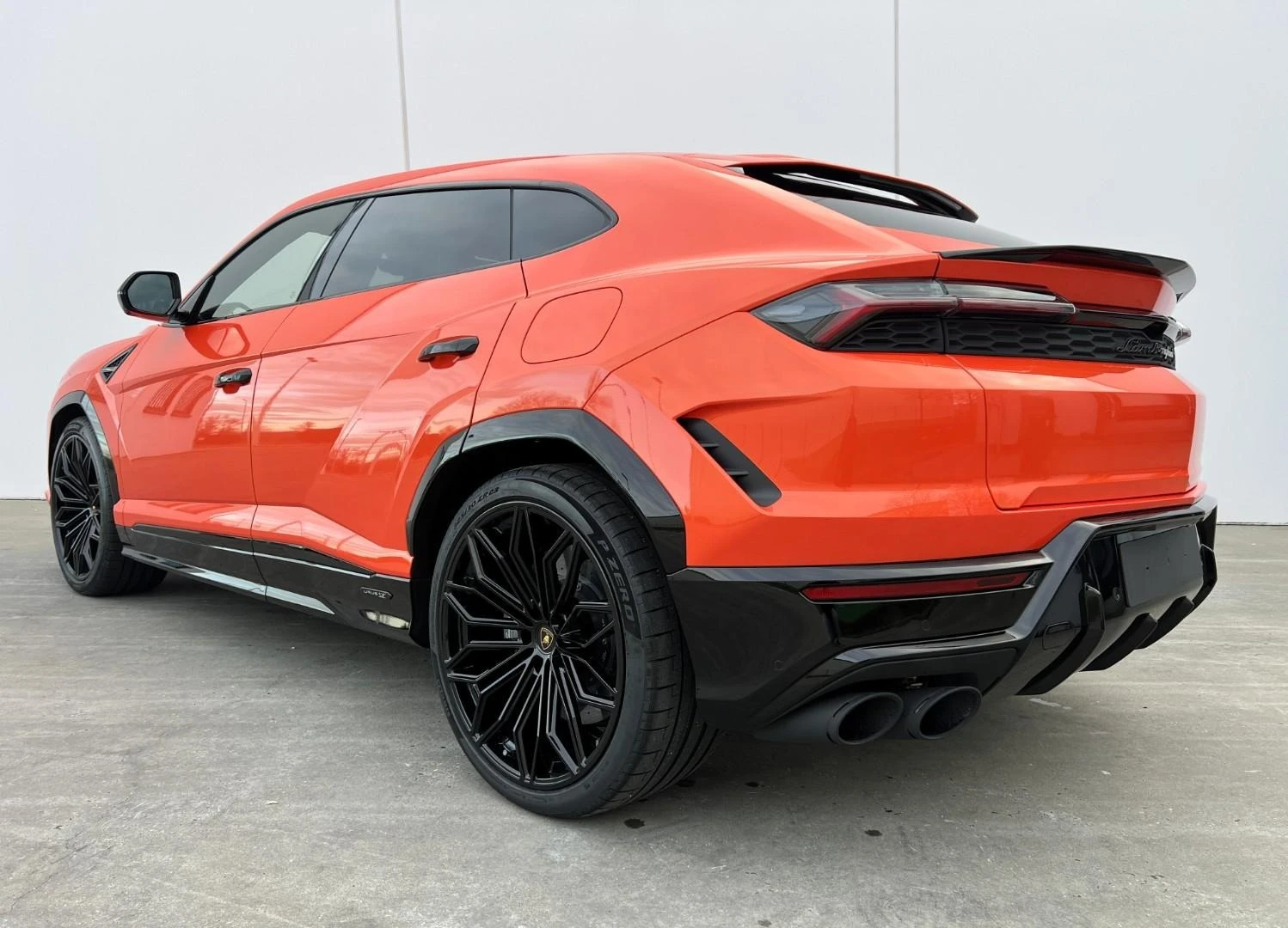 Lamborghini Urus SE/FACELIFT/PLUG-IN/B&O/CERAMIC/TV/PANO/ANIMA/ - изображение 5