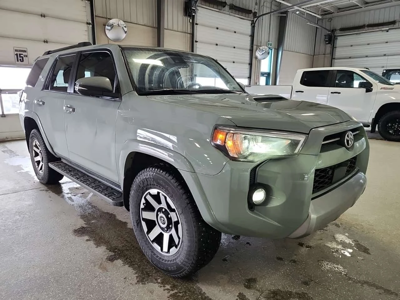 Toyota 4runner 360 КАМЕРИ| ПАНОРАМА| ПОДГРЕВИ| ДИСТРОНИК , снимка 2 - Автомобили и джипове - 53845104