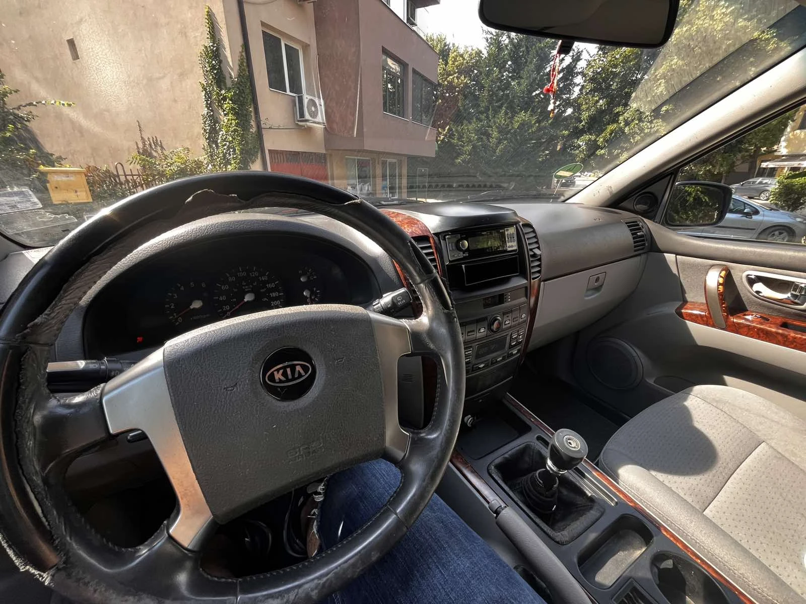 Kia Sorento 2.5 CRDI, снимка 5 - Автомобили и джипове - 55207268