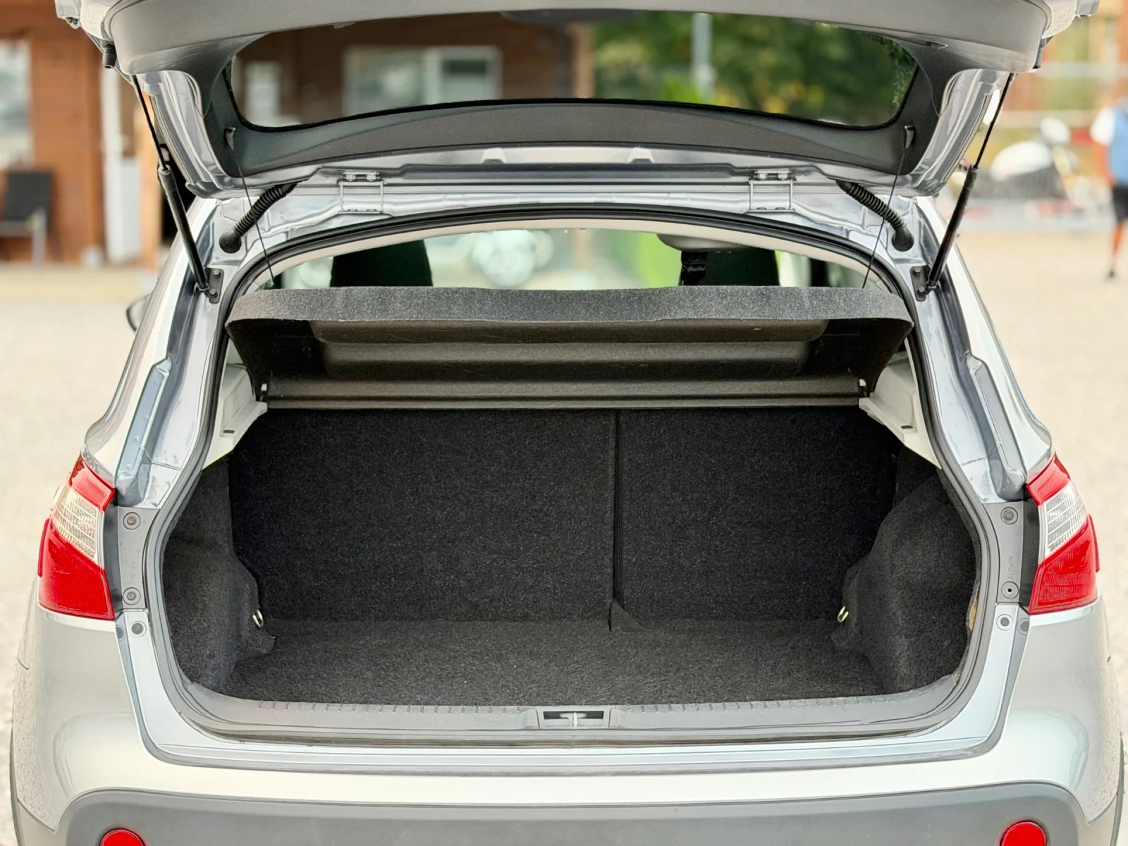 Nissan Qashqai 1.6I * Нов внос* * Панорама * , снимка 16 - Автомобили и джипове - 55997967