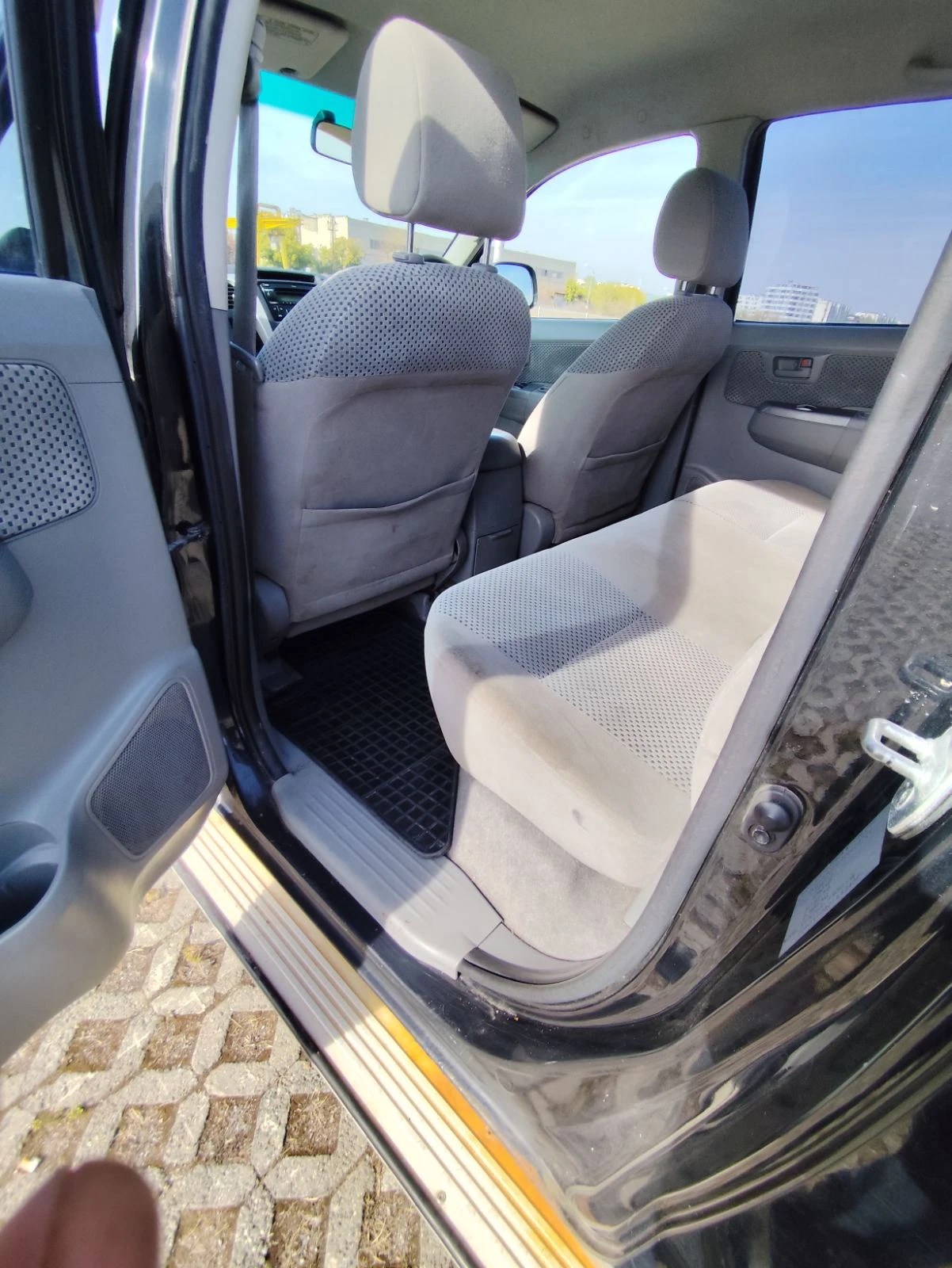 Toyota Hilux Double Cab VII, снимка 3 - Автомобили и джипове - 56429451