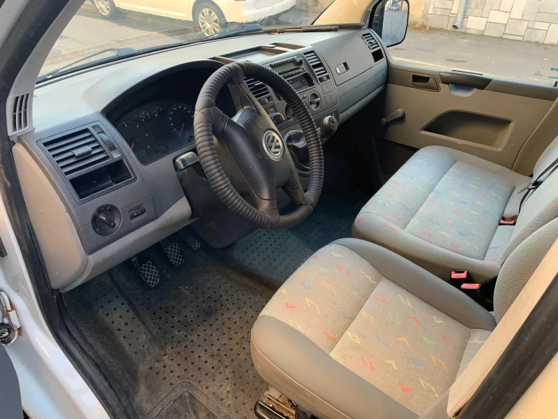 VW Transporter 1.9 TDI 105ps 8+ 1 Clima, снимка 9 - Бусове и автобуси - 47739726