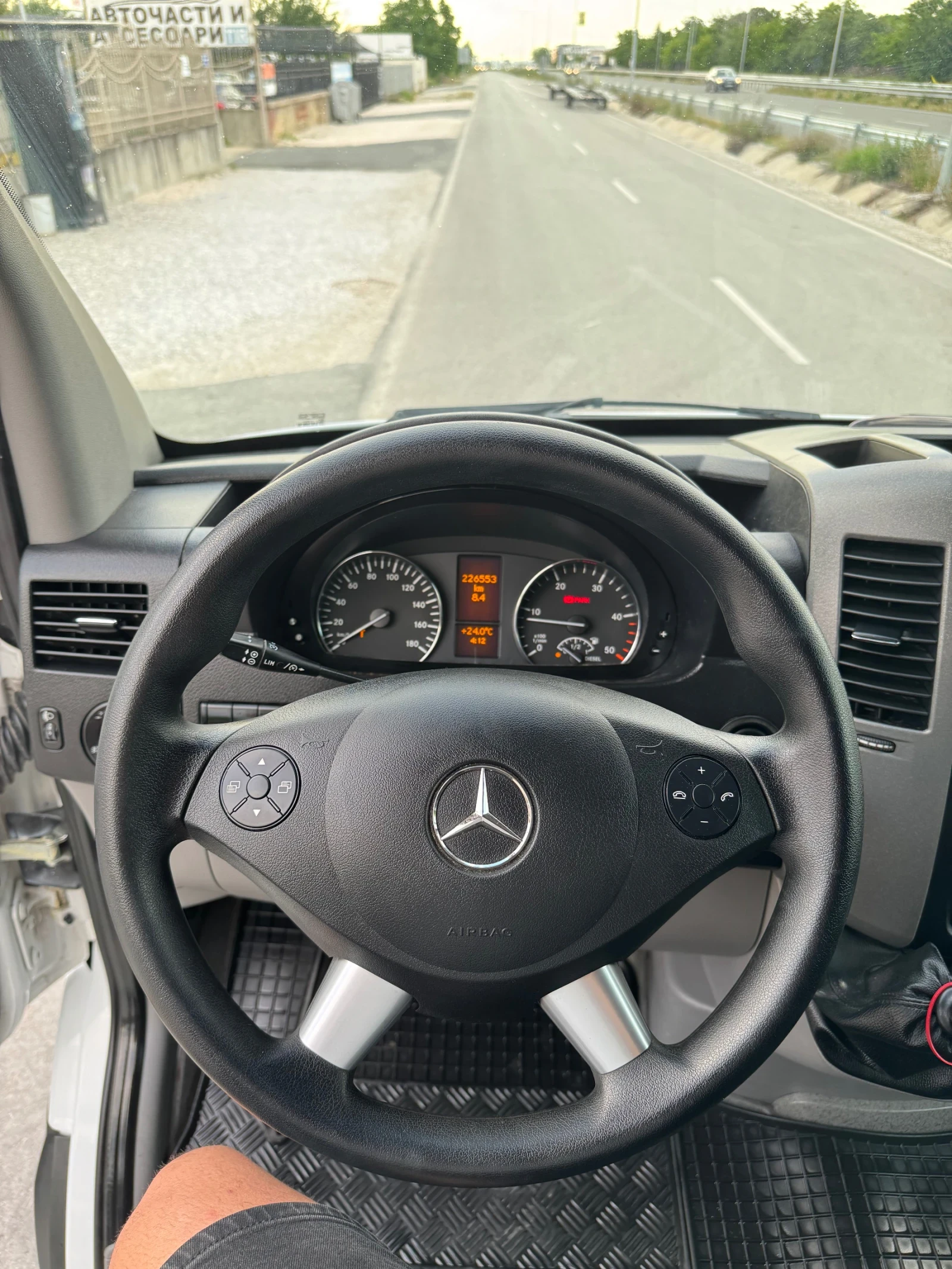 Mercedes-Benz Sprinter 316 Перфектен - изображение 8