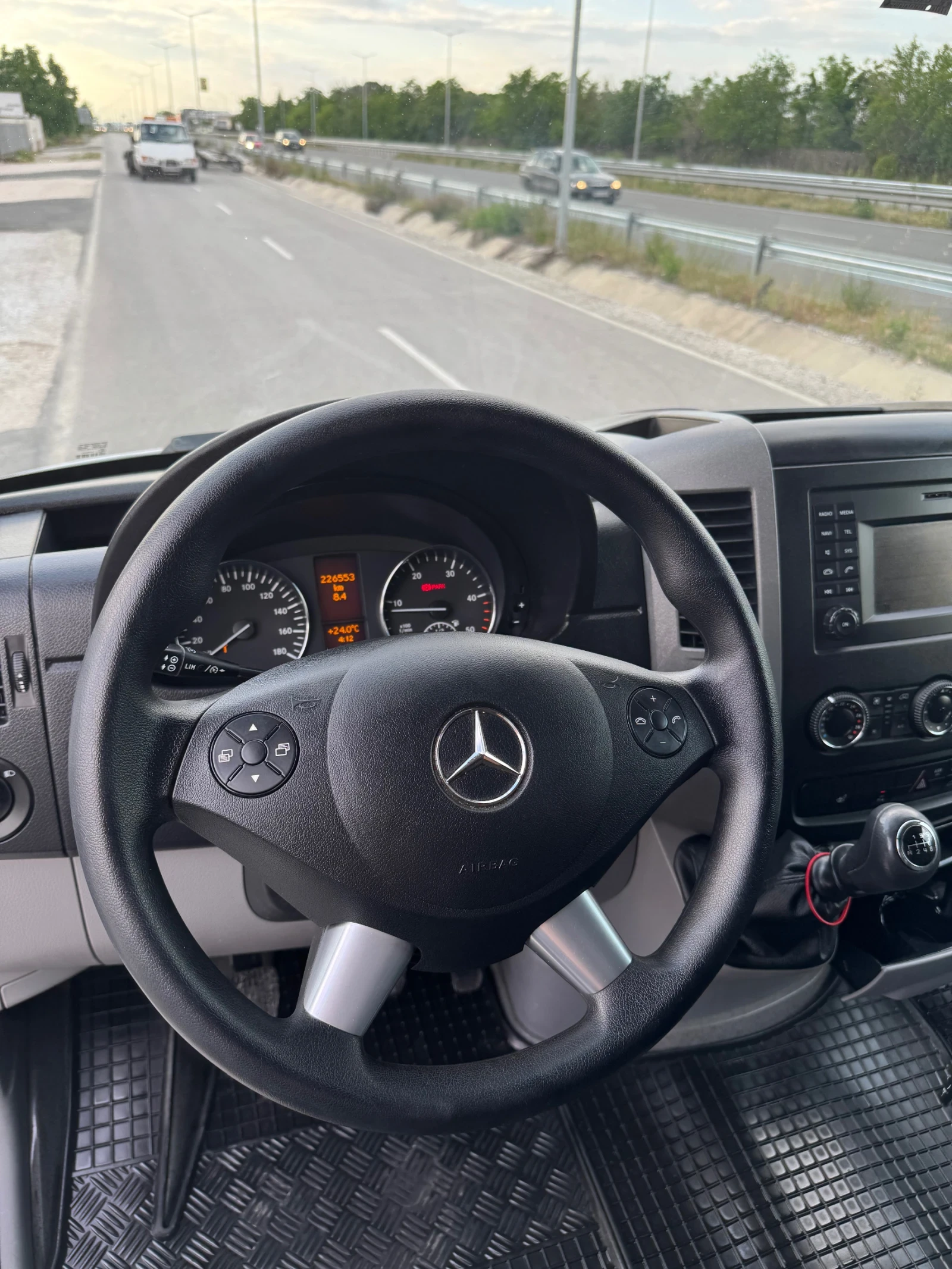 Mercedes-Benz Sprinter 316 Перфектен - изображение 7