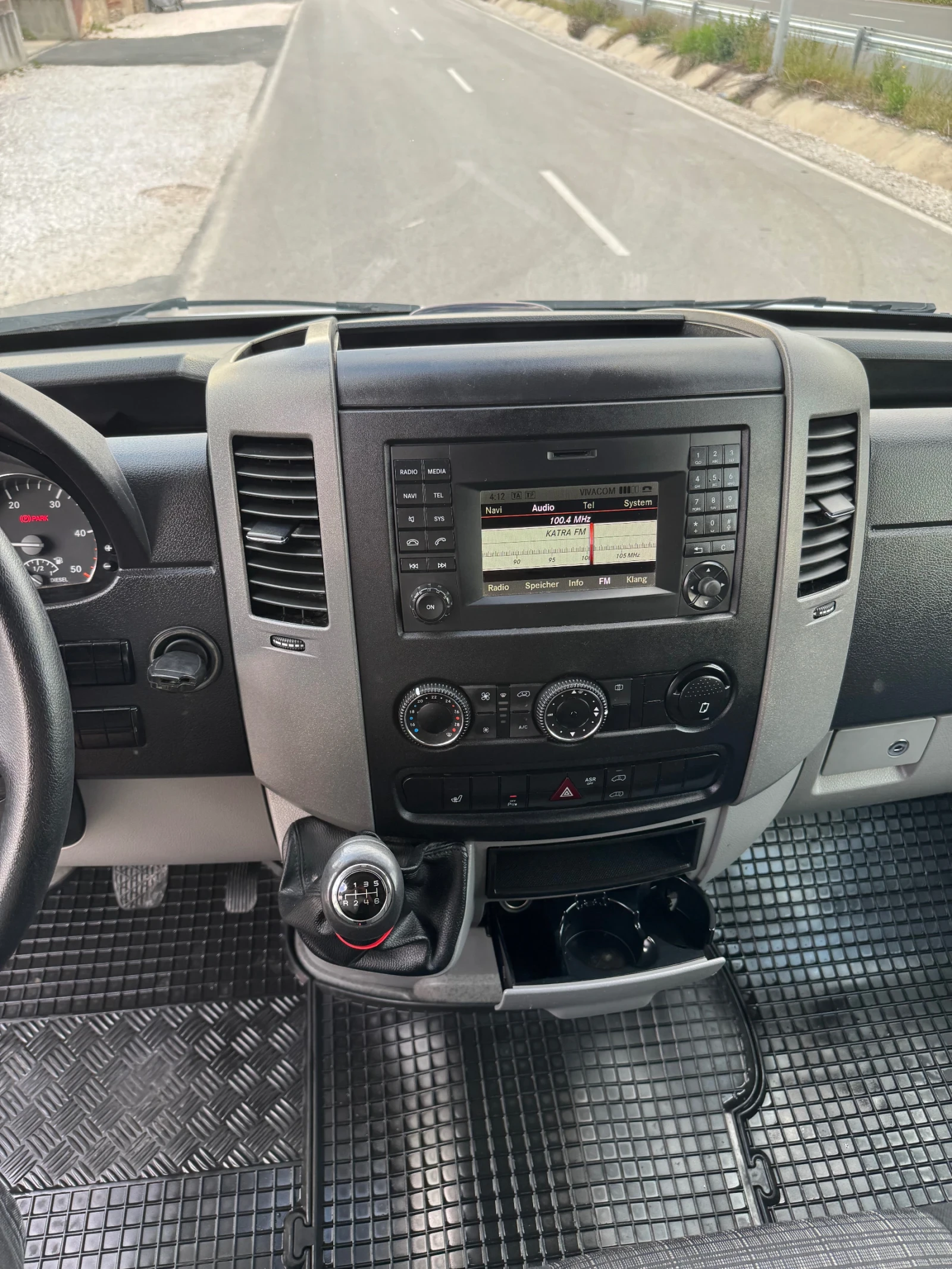 Mercedes-Benz Sprinter 316 Перфектен - изображение 10