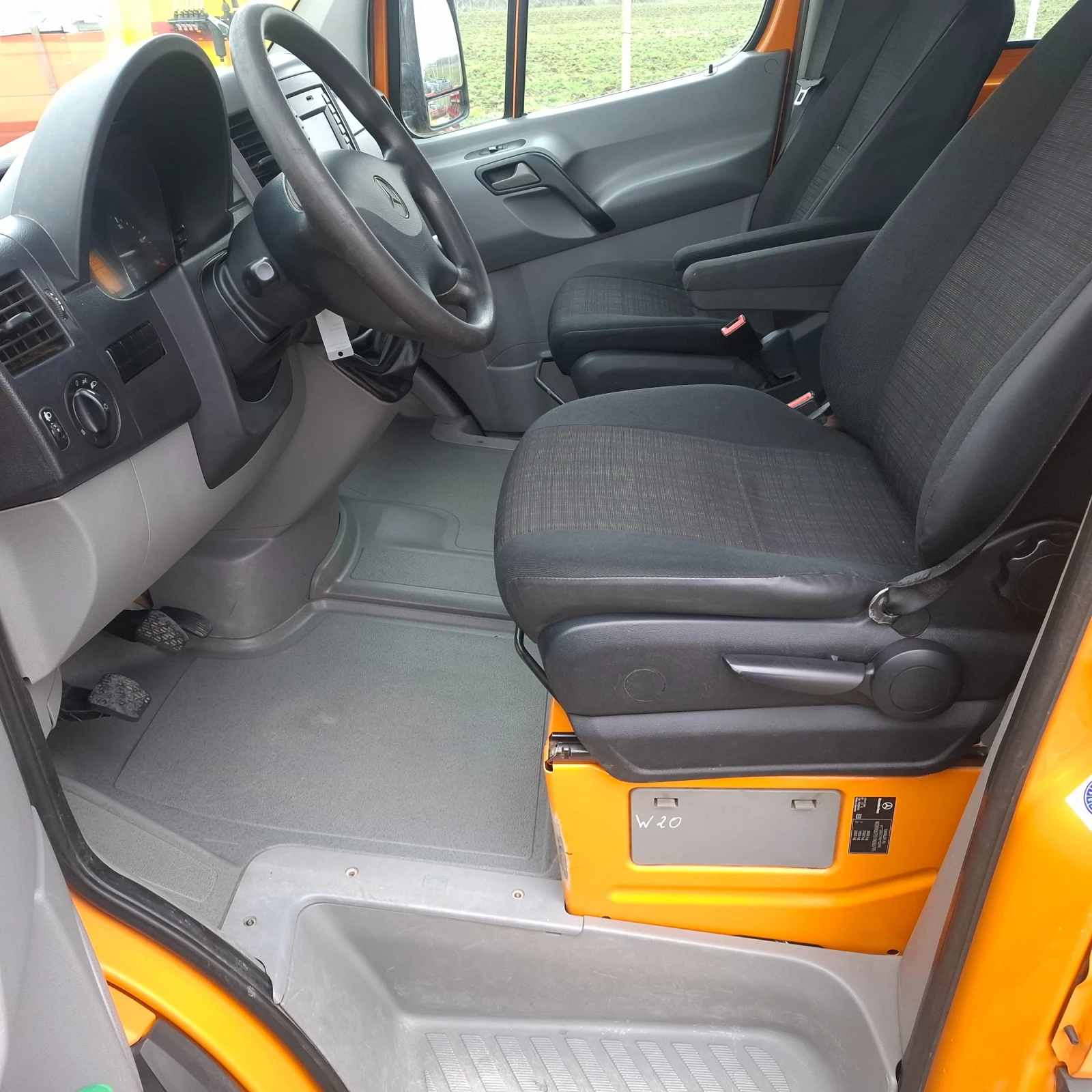 Mercedes-Benz Sprinter 516 МАКСИ 3, 60 м. до 3, 5 т.КЛИМАТРОНИК ГЕРМАНИЯ - изображение 9
