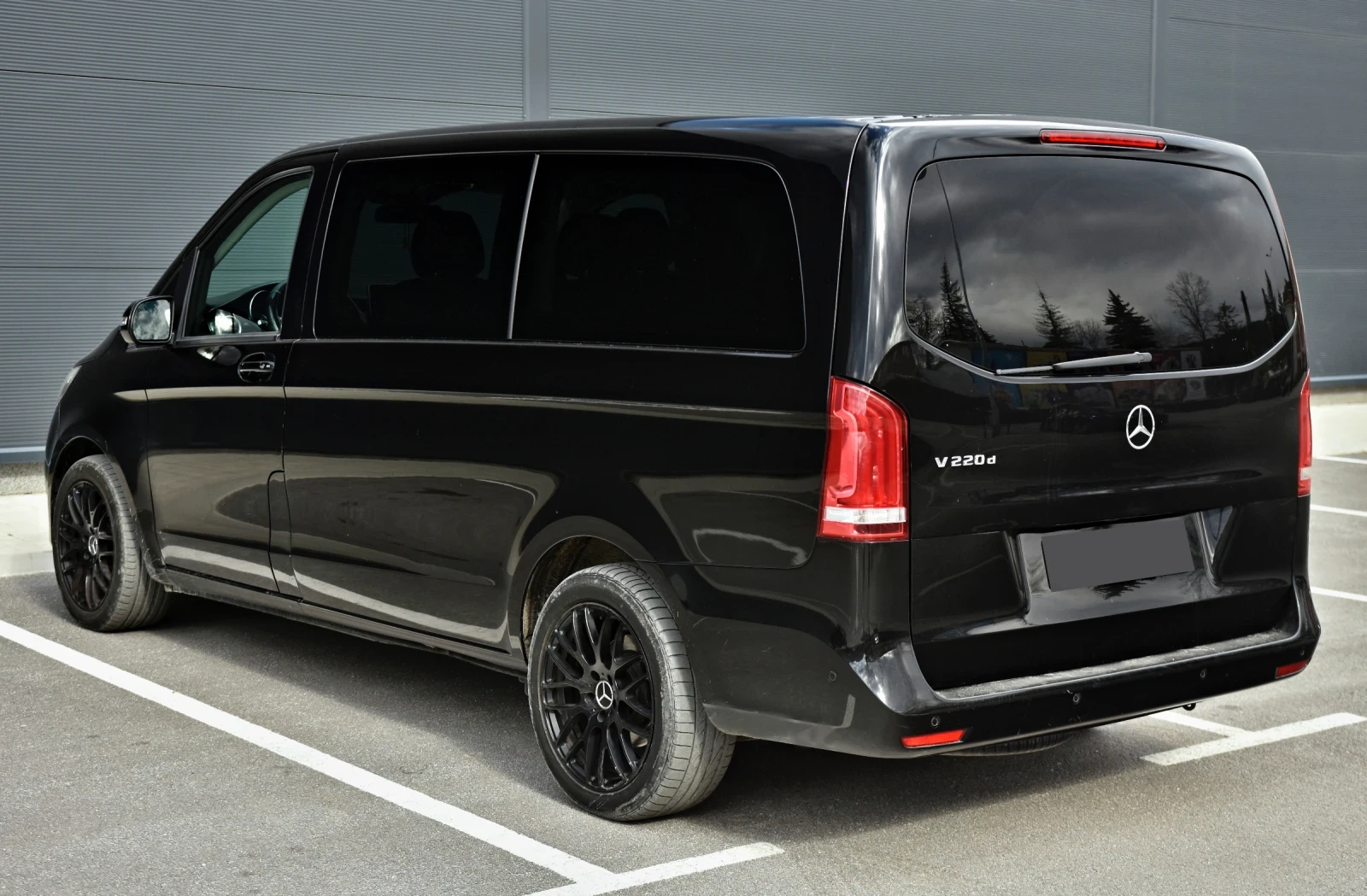 Mercedes-Benz V 220 LONG/8SEASTS/360CAM/DISTR/ЛИЗИНГ, снимка 6 - Бусове и автобуси - 54168984