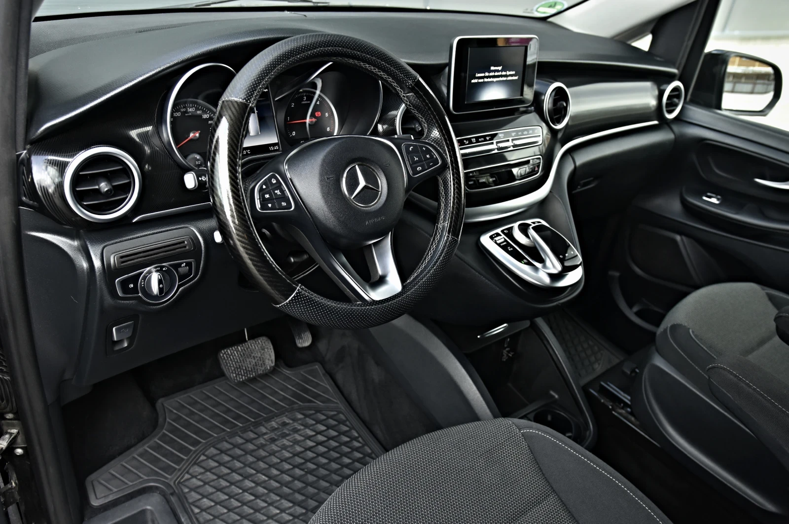 Mercedes-Benz V 220 LONG/8SEASTS/360CAM/DISTR/ЛИЗИНГ, снимка 9 - Бусове и автобуси - 54168984