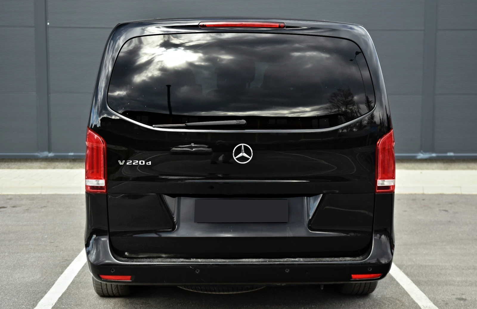 Mercedes-Benz V 220 LONG/8SEASTS/360CAM/DISTR/ЛИЗИНГ, снимка 5 - Бусове и автобуси - 54168984