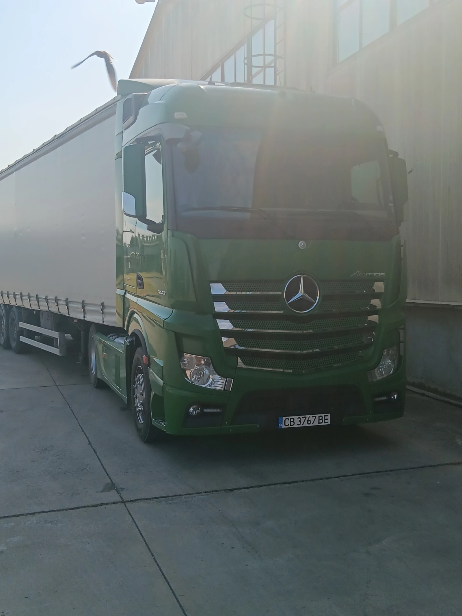 Mercedes-Benz 1842 13m3 - изображение 2