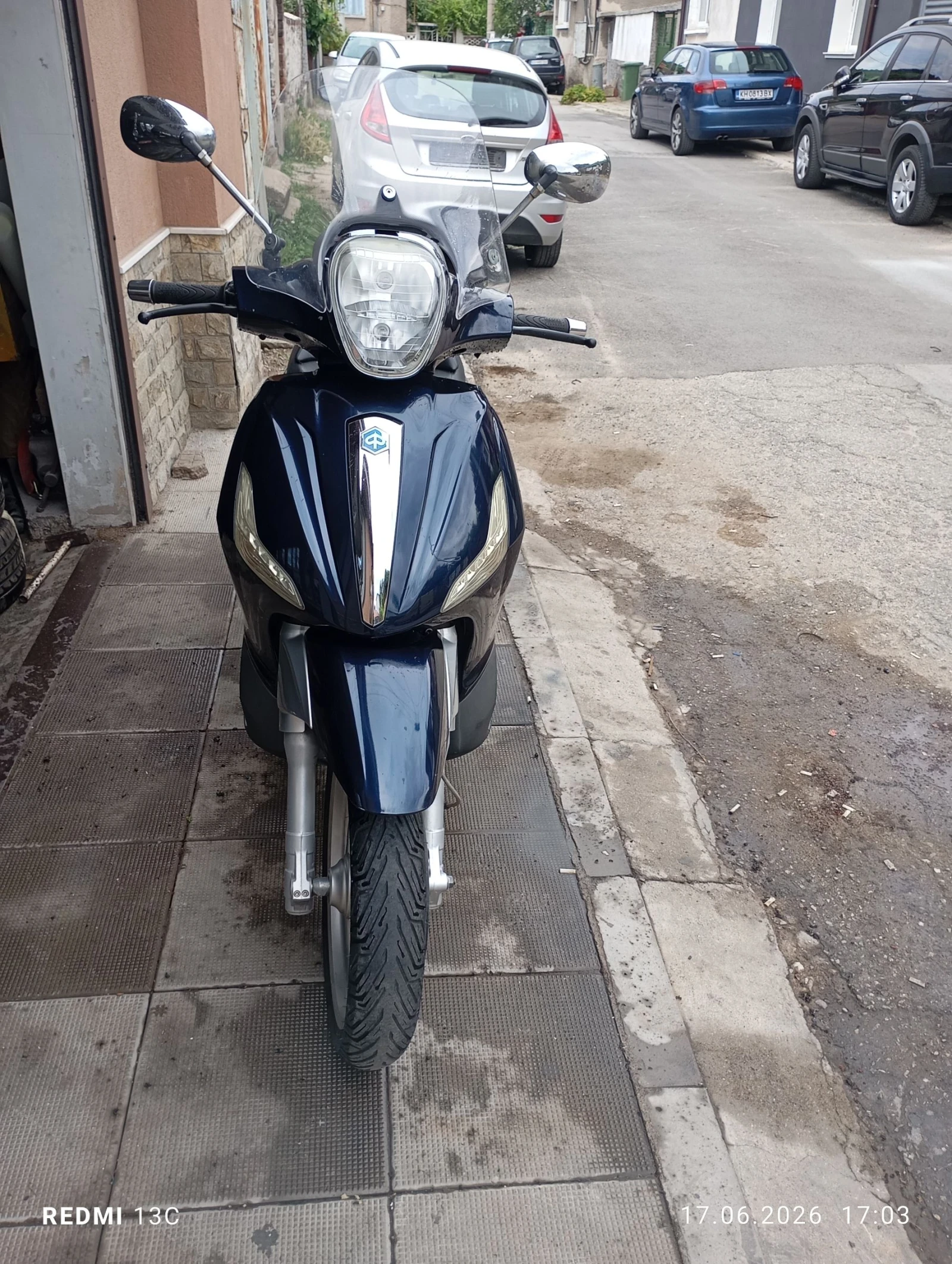 Piaggio Beverly 300ie, снимка 2 - Мотоциклети и мототехника - 54946058