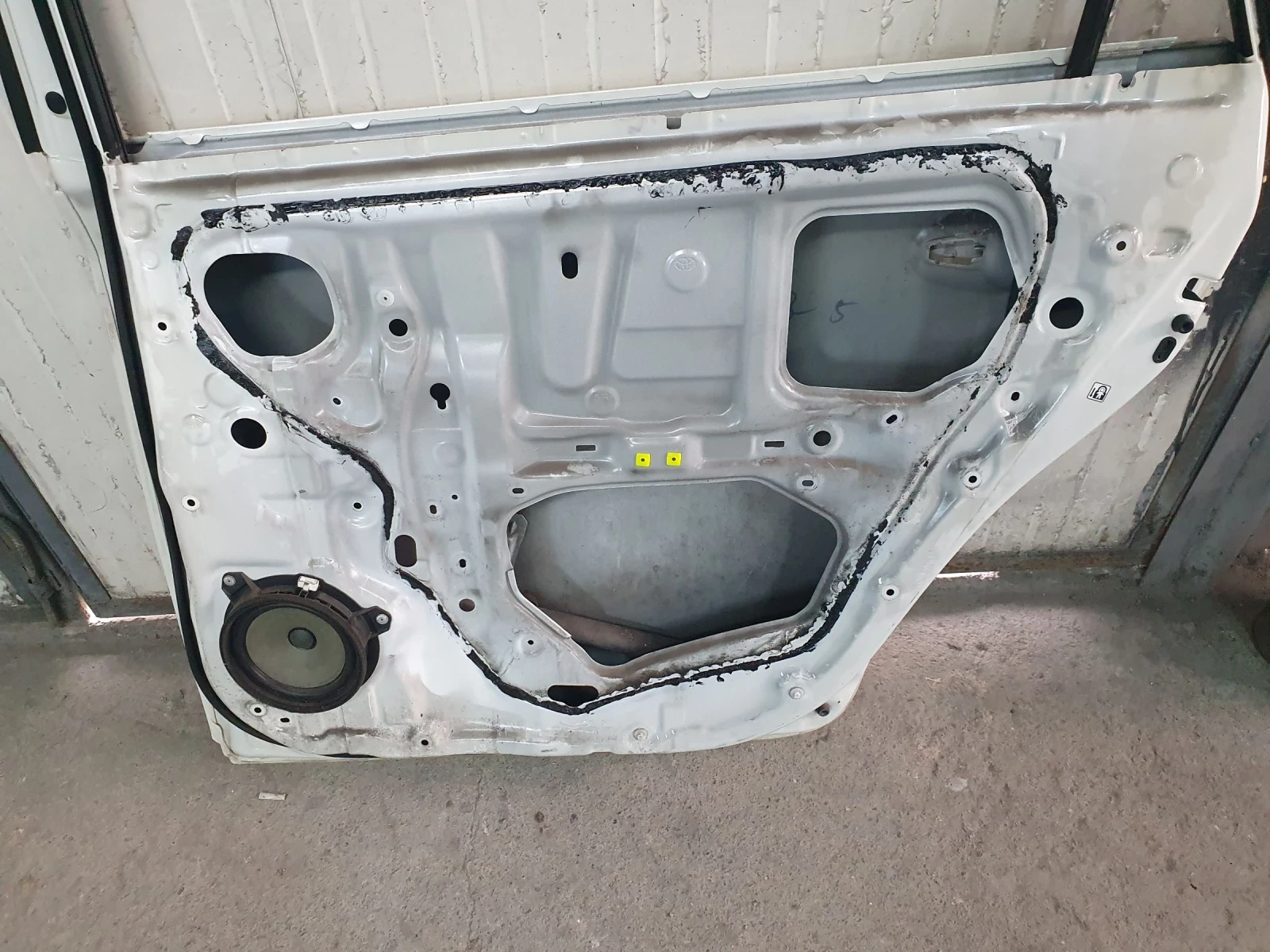 ����� ������ ����� ���� | Mobile.bg � ����������� 4