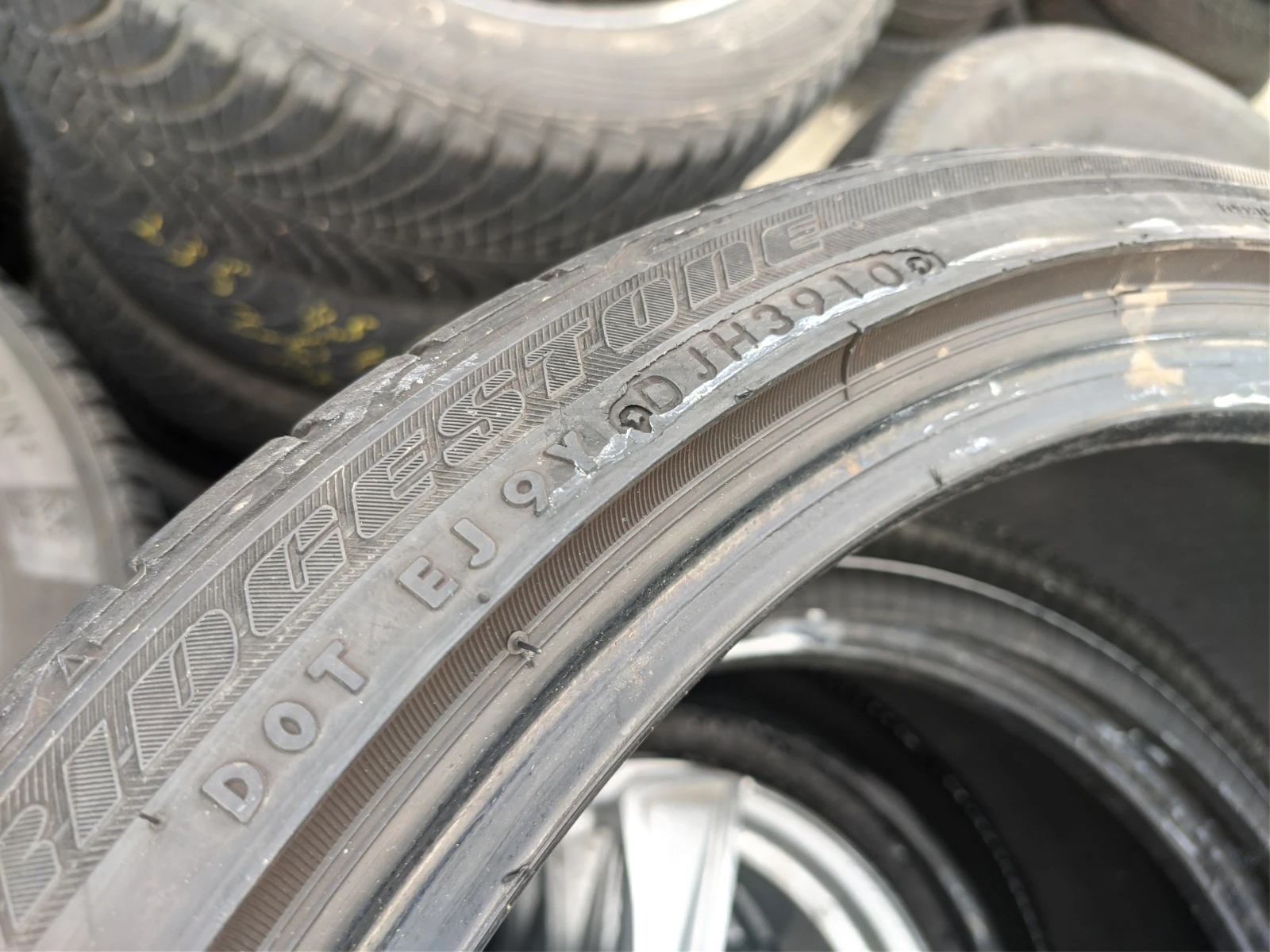  235/35R19 | Mobile.bg   6