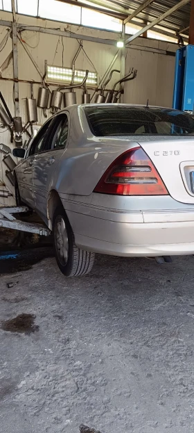 Mercedes-Benz C 270, снимка 2