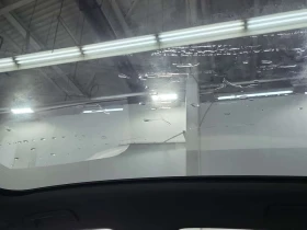 VW ID.4 PRO/CARFAX/ПАНОРАМА/2 КЛЮЧА/ПОДГРЕВ/4х4, снимка 13