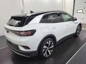 VW ID.4 PRO/CARFAX/ПАНОРАМА/2 КЛЮЧА/ПОДГРЕВ/4х4, снимка 3