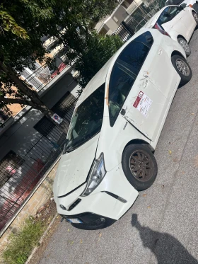 Toyota Prius 1.8HYBRID, снимка 1