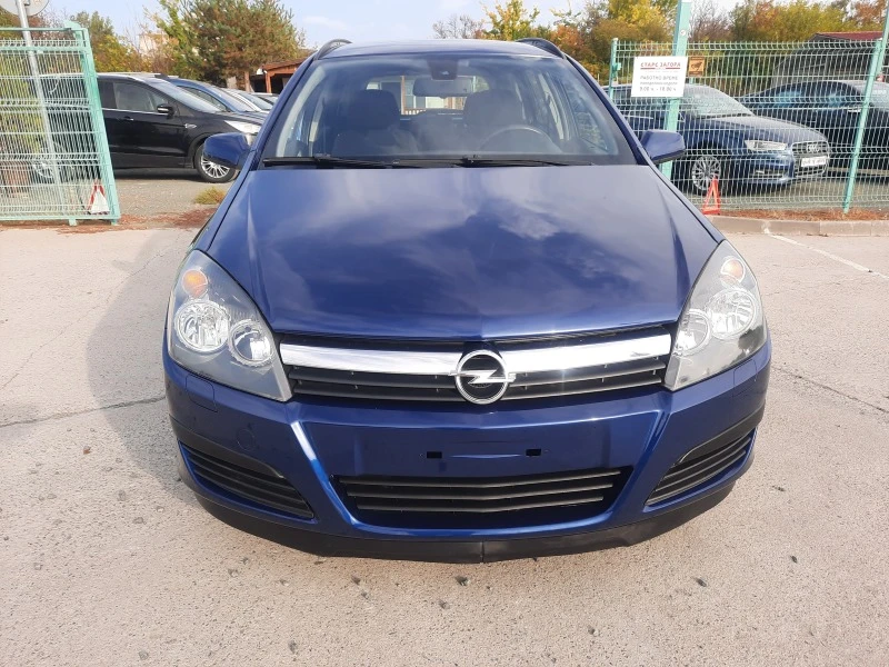 Opel Astra 1, 9CDTI, снимка 3 - Автомобили и джипове - 45552198