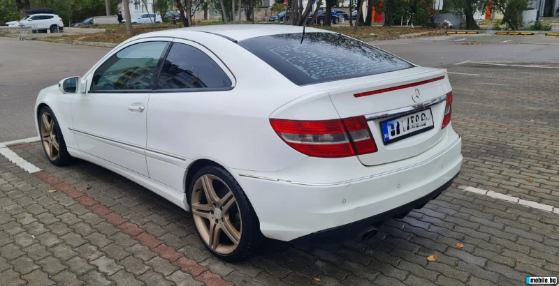 Mercedes-Benz C 180 Coupe Sport Edition, снимка 4 - Автомобили и джипове - 47571610