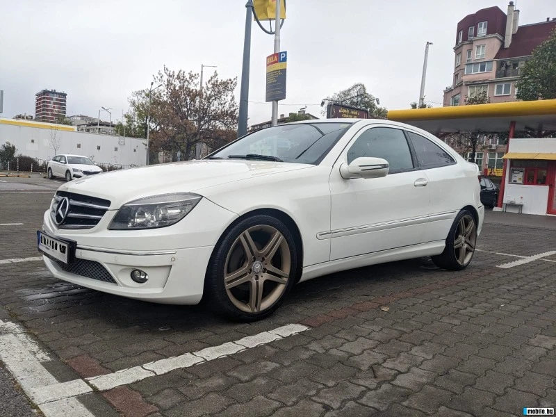 Mercedes-Benz C 180 Coupe Sport Edition, снимка 6 - Автомобили и джипове - 47571610