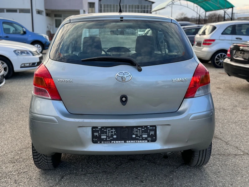 Toyota Yaris, снимка 4 - Автомобили и джипове - 48965763