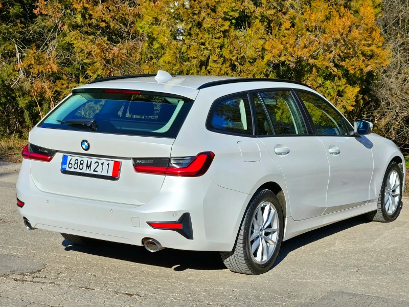 BMW 320 xDrive Mild Hybrid гаранция, снимка 3 - Автомобили и джипове - 49106729